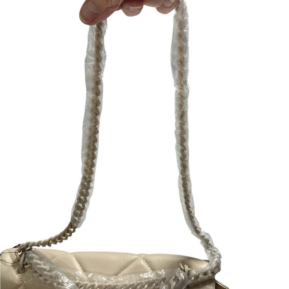 Cream Quilted Shoulder Bag with Chain Strap - Picture 6 of 7